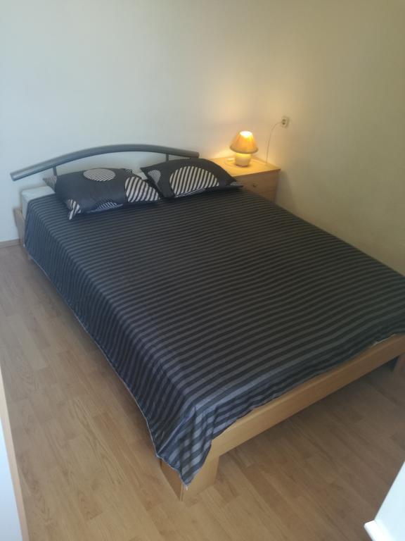 Apartman Ante Murter Bagian luar foto