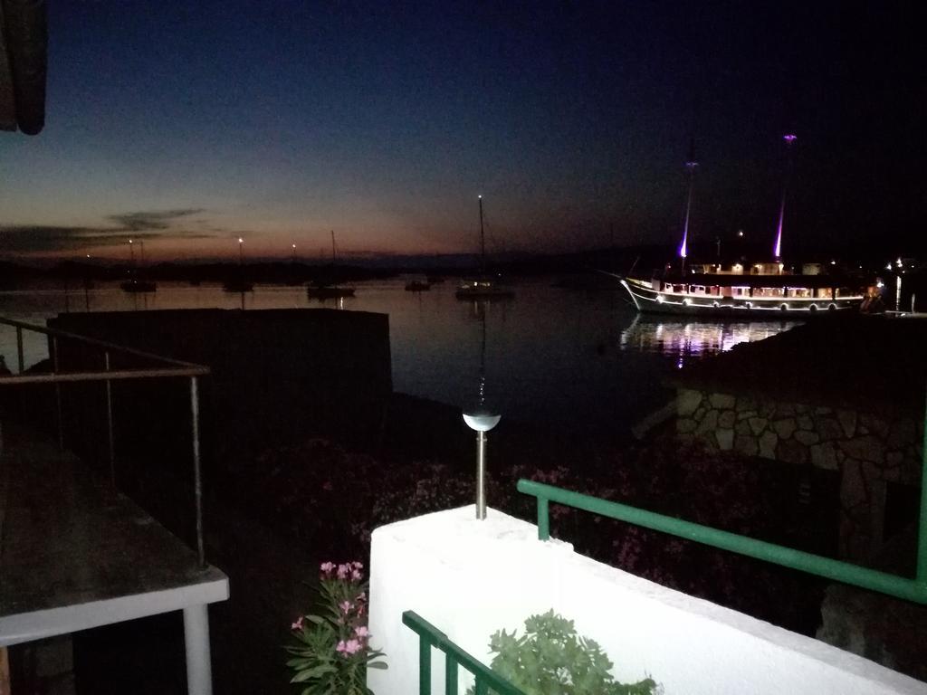 Apartman Ante Murter Bagian luar foto